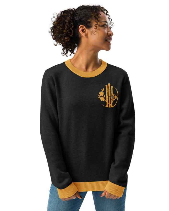 Unisex combination black gold knitted crew neck sweater with HanTrúc logo